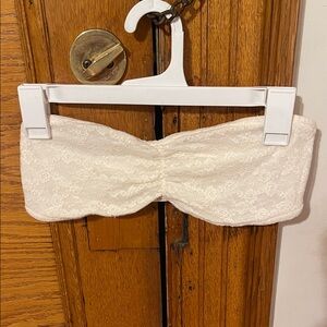 Mudd Lace Bandeau Bra in Cream